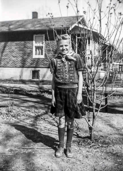 c. 1940 - Overland, MO